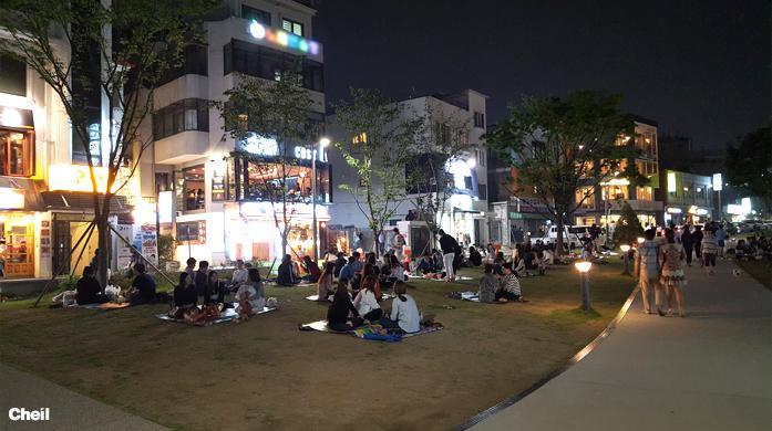 Nonstop In Hongdae Guest house